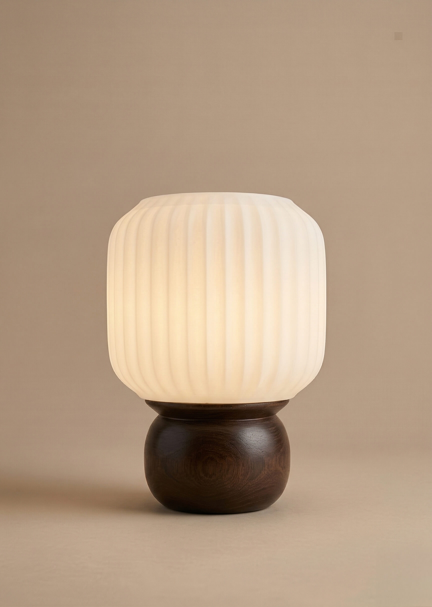 Dumo Lamp